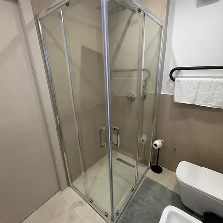 Varoshi Apartment Durres